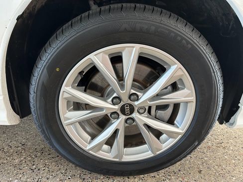 Used 2023 Audi Q3 2.0T Premium image 17