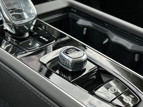 New 2026 Volvo XC90 T8 Ultra w/ Lounge Package AWD/4WD image 22