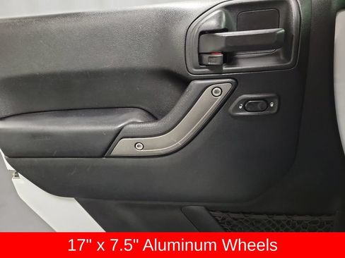 Used 2017 Jeep Wrangler Unlimited Sport w/ Quick Order Package 24S AWD/4WD image 20