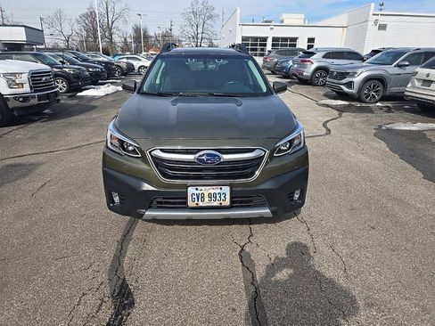 Used 2020 Subaru Outback Limited image 3