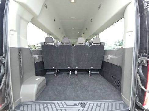 Used 2025 Ford Transit 350 XLT image 10