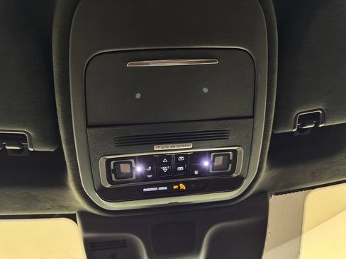 Certified 2025 Lincoln Navigator Black Label AWD/4WD image 34