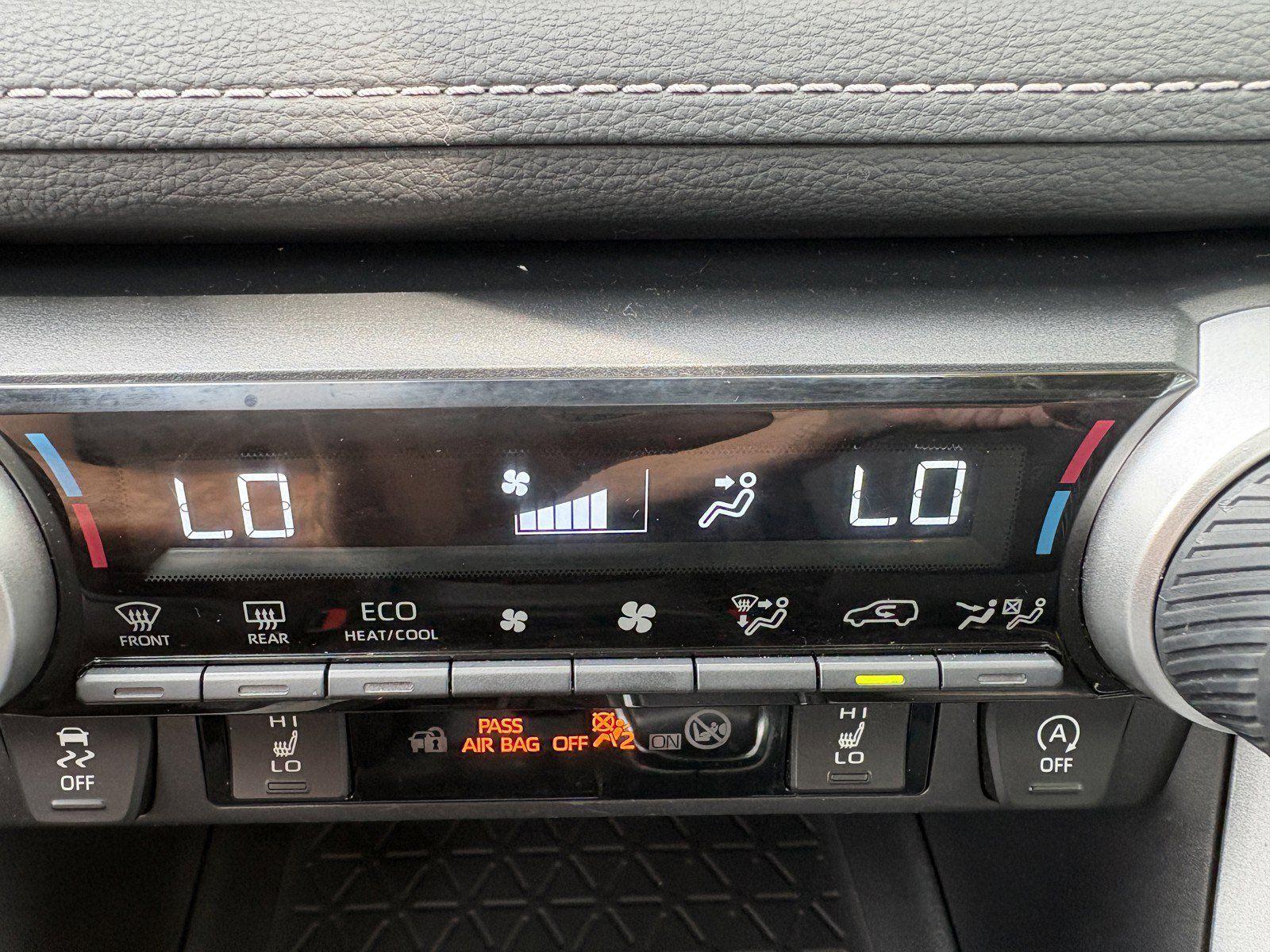 Used 2024 Toyota RAV4 XLE Premium w/ Weather Package AWD/4WD image 25