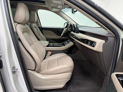 Used 2023 Lincoln Aviator Reserve w/ Equipment Group 201A image 30