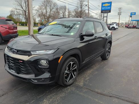 Certified 2023 Chevrolet TrailBlazer RS w/ Convenience Package FWD image 4