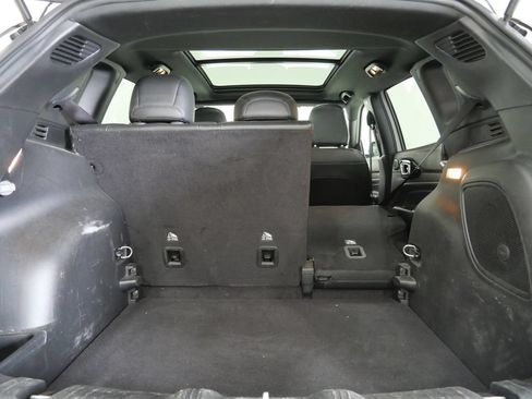 Used 2023 Jeep Compass High Altitude AWD/4WD image 27