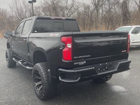 Used 2021 Chevrolet Silverado 1500 RST image 3
