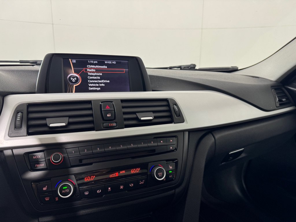 Used 2013 BMW 328i xDrive Sedan AWD/4WD image 15