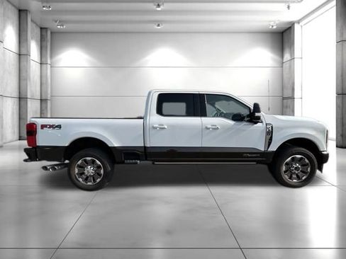 Used 2024 Ford F350 King Ranch AWD/4WD image 9