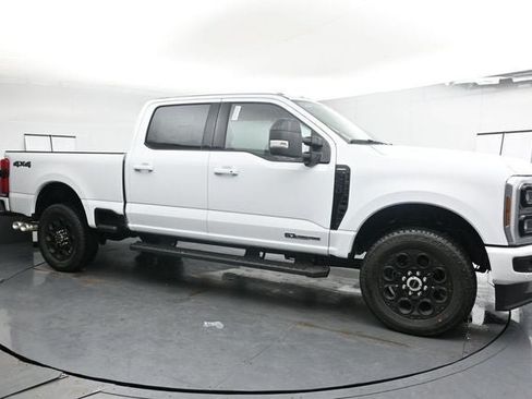 New 2026 Ford F250 Lariat w/ Black Appearance Package AWD/4WD image 3