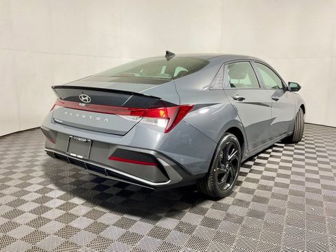 New 2026 Hyundai Elantra Sport FWD image 15