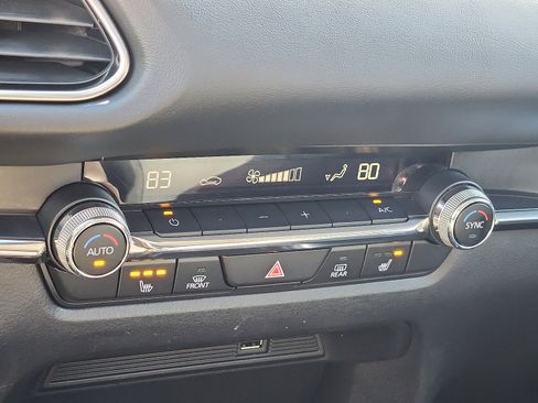 Used 2020 MAZDA CX-30 AWD w/ Premium Package image 16