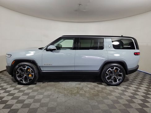 Used 2024 Rivian R1S Adventure AWD/4WD image 2