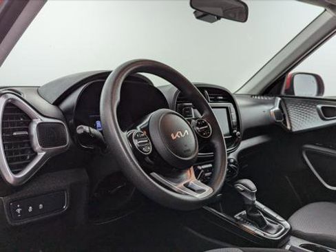 Used 2024 Kia Soul LX w/ Option Group 015 image 23