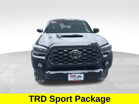 Used 2023 Toyota Tacoma TRD Sport image 8