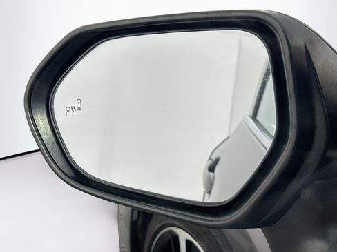 Used 2018 Toyota Camry XSE w/ Driver Assist Package image 16