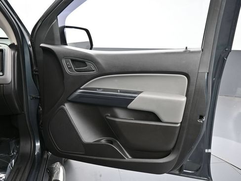 Used 2017 Chevrolet Colorado W/T w/ WT Convenience Package RWD image 29