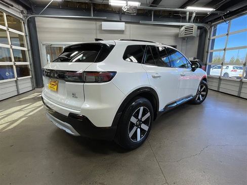 Used 2024 Honda Prologue Touring image 5