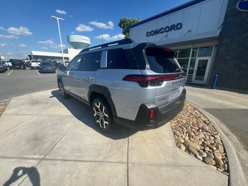 New 2026 Subaru Outback Touring XT AWD/4WD image 9