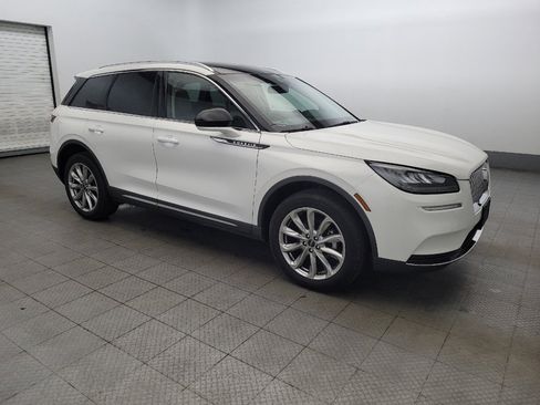 Used 2022 Lincoln Corsair AWD w/ Premium Package image 11