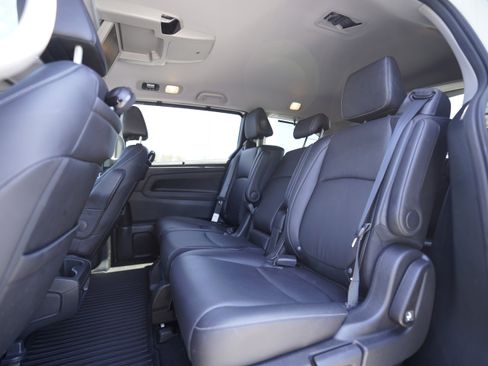 Used 2024 Honda Odyssey Touring image 12