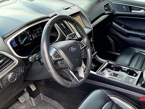 Used 2019 Ford Edge SEL w/ Cold Weather Package image 16