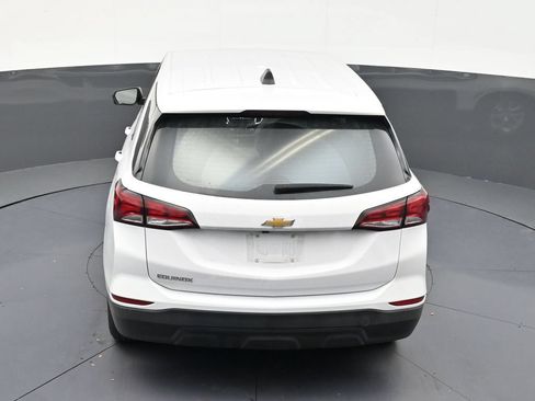 Used 2024 Chevrolet Equinox LS w/ Driver Confidence II Package FWD image 15