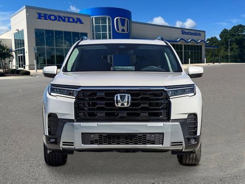 New 2026 Honda Pilot Touring image 6