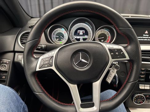 Used 2013 Mercedes-Benz C 300 4MATIC Sedan image 18