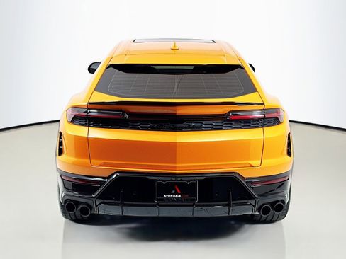 Used 2025 Lamborghini Urus SE AWD/4WD image 6