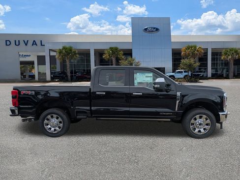 New 2025 Ford F250 King Ranch w/ Chrome Package image 2