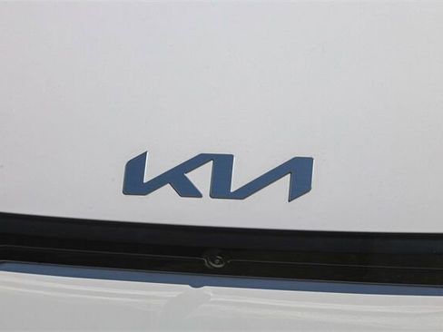 New 2025 Kia EV6 Wind image 5