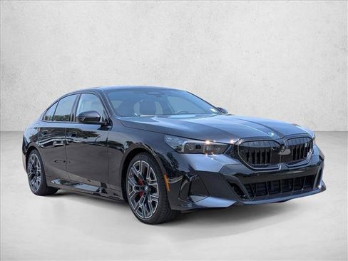 New 2026 BMW i5 eDrive40 w/ M Sport Package AWD/4WD image 6