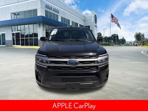 Used 2024 Ford Expedition XLT image 9