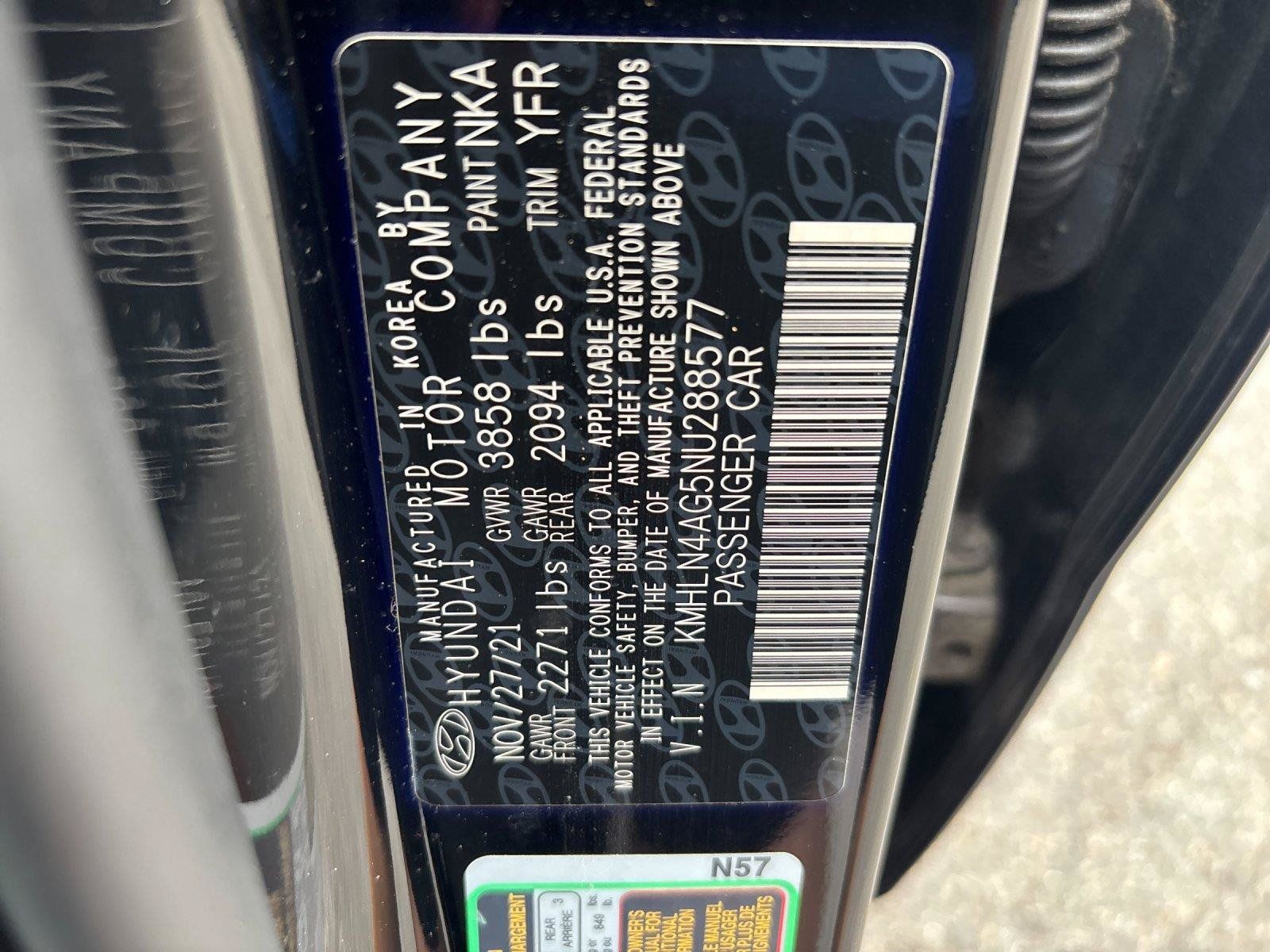 Used 2022 Hyundai Elantra SEL w/ Convenience + Premium Package FWD image 12