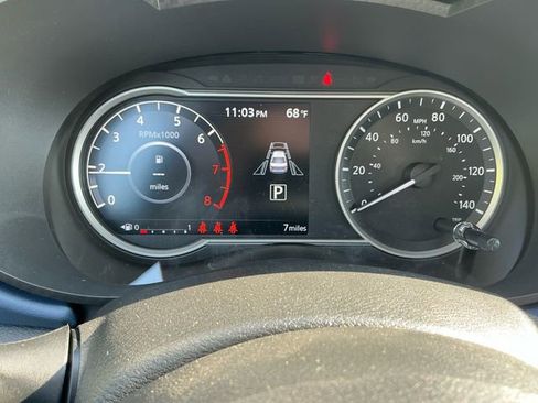 New 2025 Nissan Versa SV w/ Trunk Package image 21