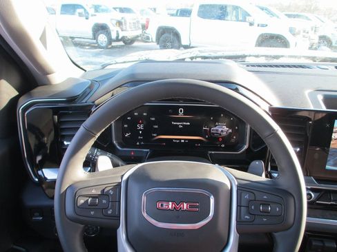 New 2026 GMC Sierra 1500 SLT w/ SLT Convenience Package image 20