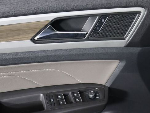 Used 2022 Volkswagen Atlas SEL image 22