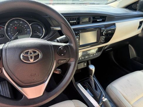 Used 2014 Toyota Corolla LE FWD image 8