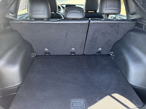 Used 2024 Jeep Compass Limited image 19