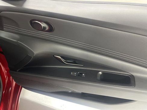 New 2025 Hyundai Elantra Sport image 21