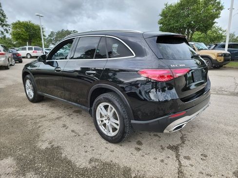 Used 2023 Mercedes-Benz GLC 300 4MATIC image 7