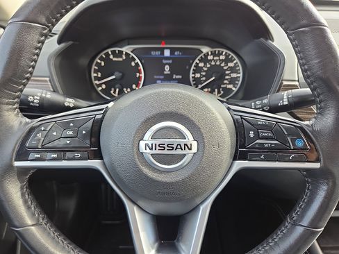 Used 2021 Nissan Altima 2.5 Platinum image 24