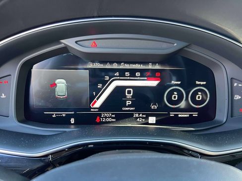 Used 2025 Audi RS Q8 performance AWD/4WD image 25
