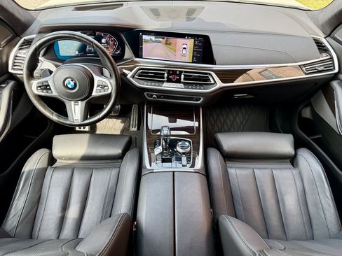 Used 2021 BMW X7 M50i AWD/4WD image 25