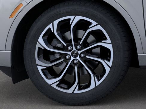 New 2026 Lincoln Nautilus Reserve image 19