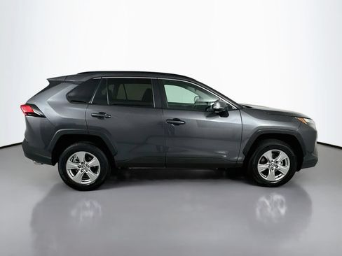 Used 2025 Toyota RAV4 XLE FWD image 5