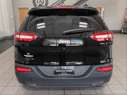 Used 2017 Jeep Cherokee 75th Anniversary AWD/4WD image 20
