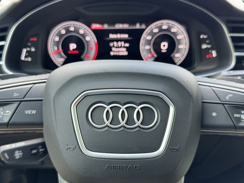 Used 2025 Audi Q8 Premium Plus image 29