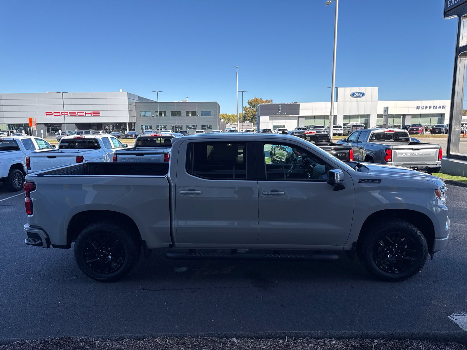 New 2026 Chevrolet Silverado 1500 RST w/ RST All Star Premium Package AWD/4WD image 5
